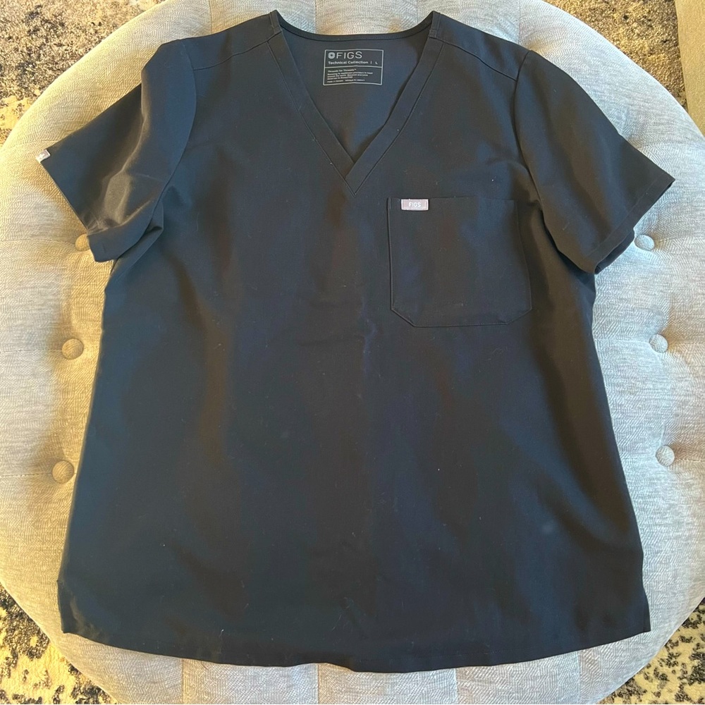 Figs Scrub Top